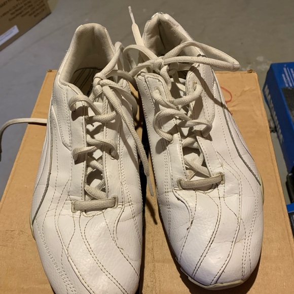 Puma size 9.5 - Picture 2 of 3
